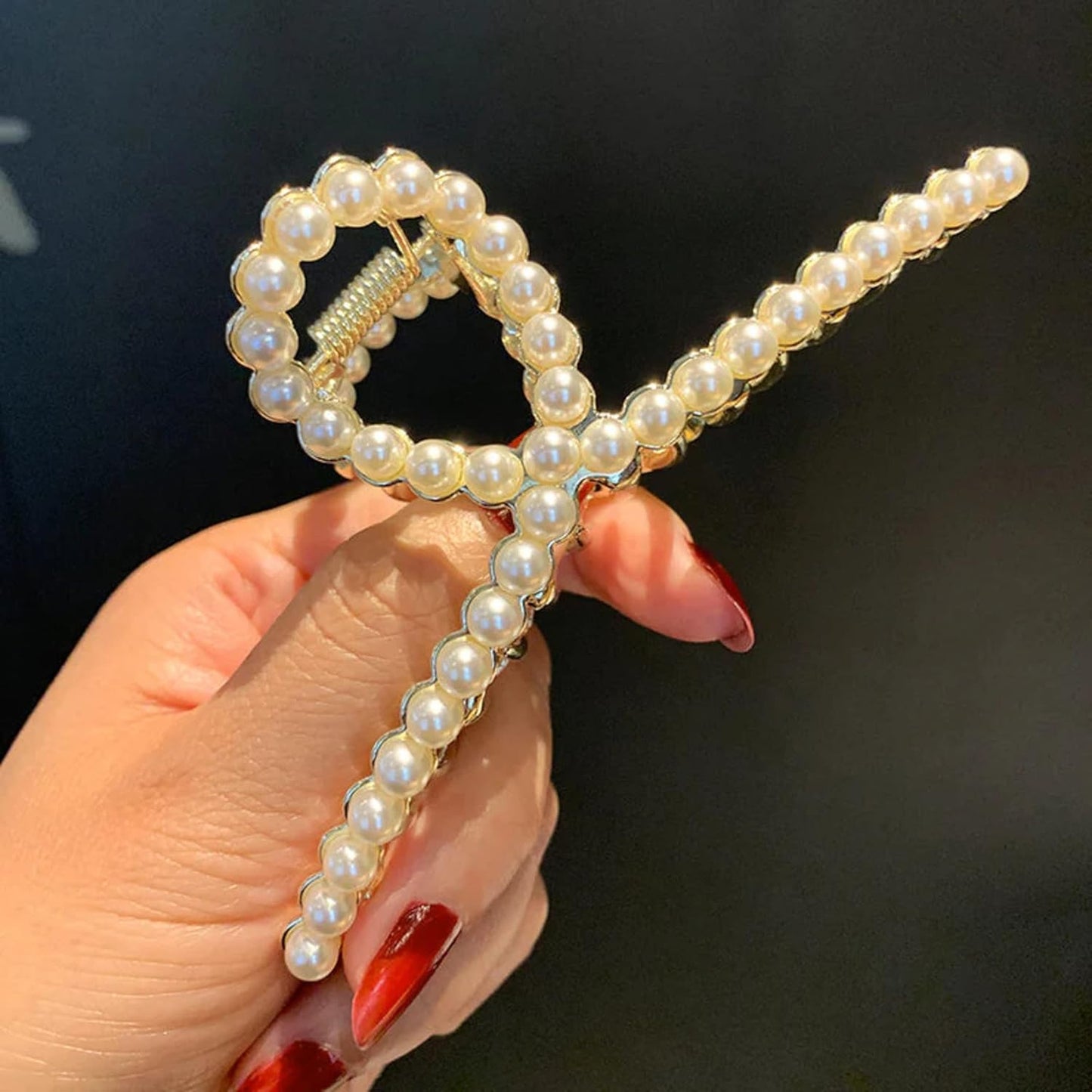 Golden Pearl Hair Claw Clip – Elegant Korean Large Hair Accessory for Women & Girls Golden Large Metal Pearl Hair Clutcher hair Claw Hair Accessories For Women Girls (Pack Of 1) Large