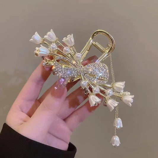 Elegant Butterfly Pearls and Rhinestones Hair Accessory