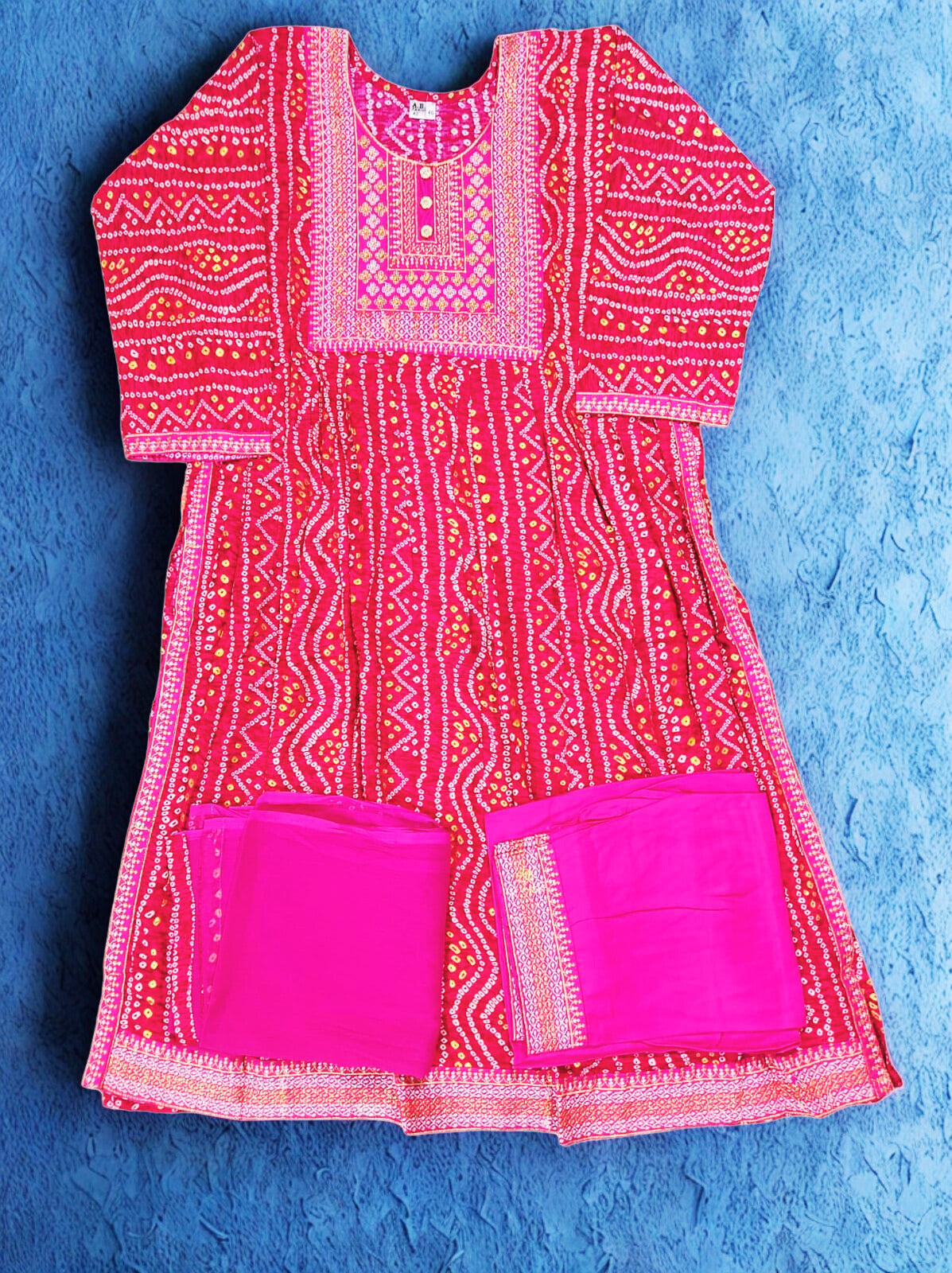 Beautiful Embroidered Ethnic Kurta Set for Women