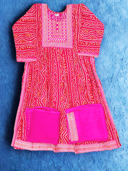 Beautiful Embroidered Ethnic Kurta Set for Women